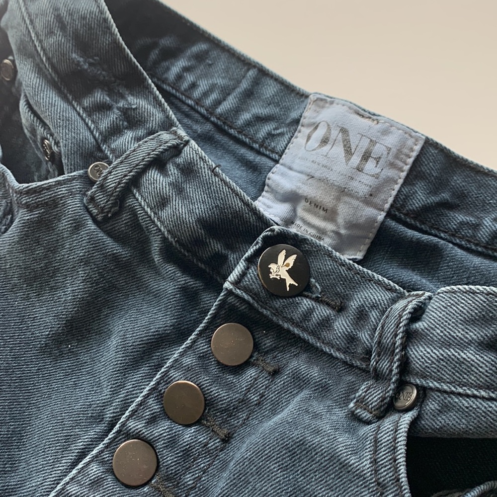 One teaspoon rollers shorts - Picture 2 of 4